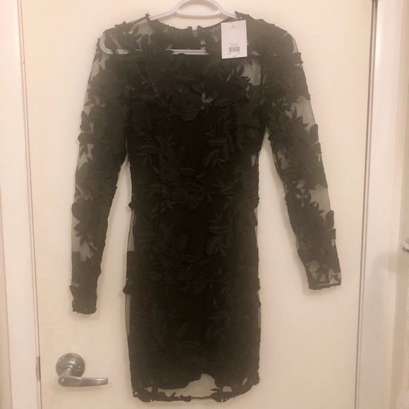 Topshop Applique Black Lace Mini Dress NWT! - Picture 3 of 4